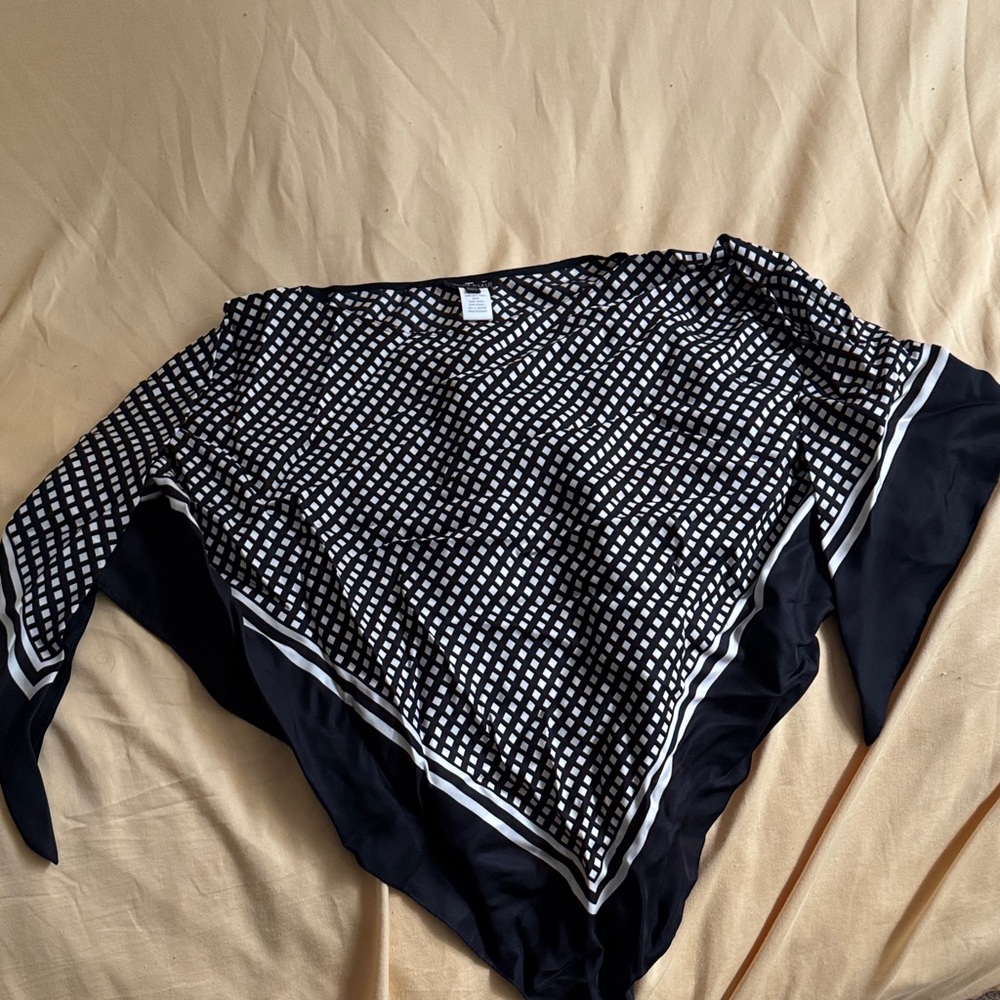 Anne Klein Black and White Silk Top